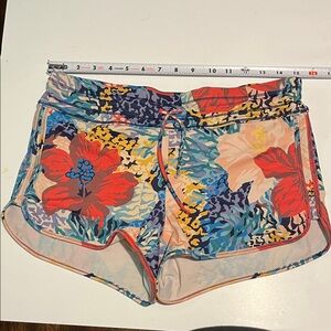 ATHLETA Floral Women's Shorts